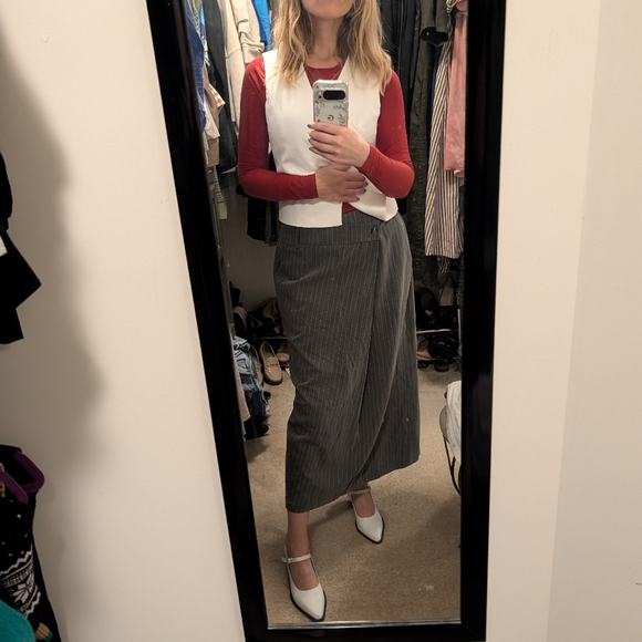 Astr Asymmetrical Waist Skirt - Picture 3 of 9